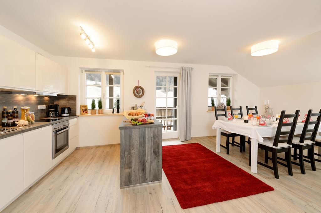 "Viktoria Apartments" - Annehmlichkeiten Von 4-Sterne Familien-Und Wellnesshotel Viktoria Koennen Mitgenutzt Werden Oberstdorf Ruang foto